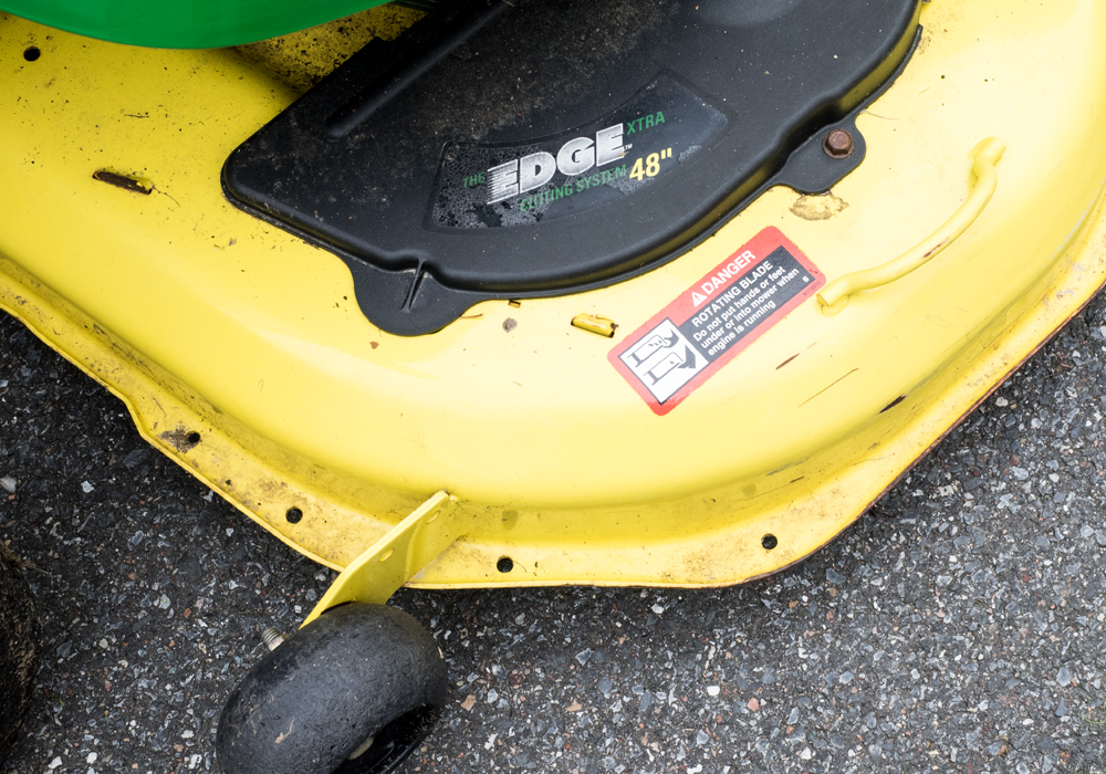 John Deere x320 Tractor with Attachments