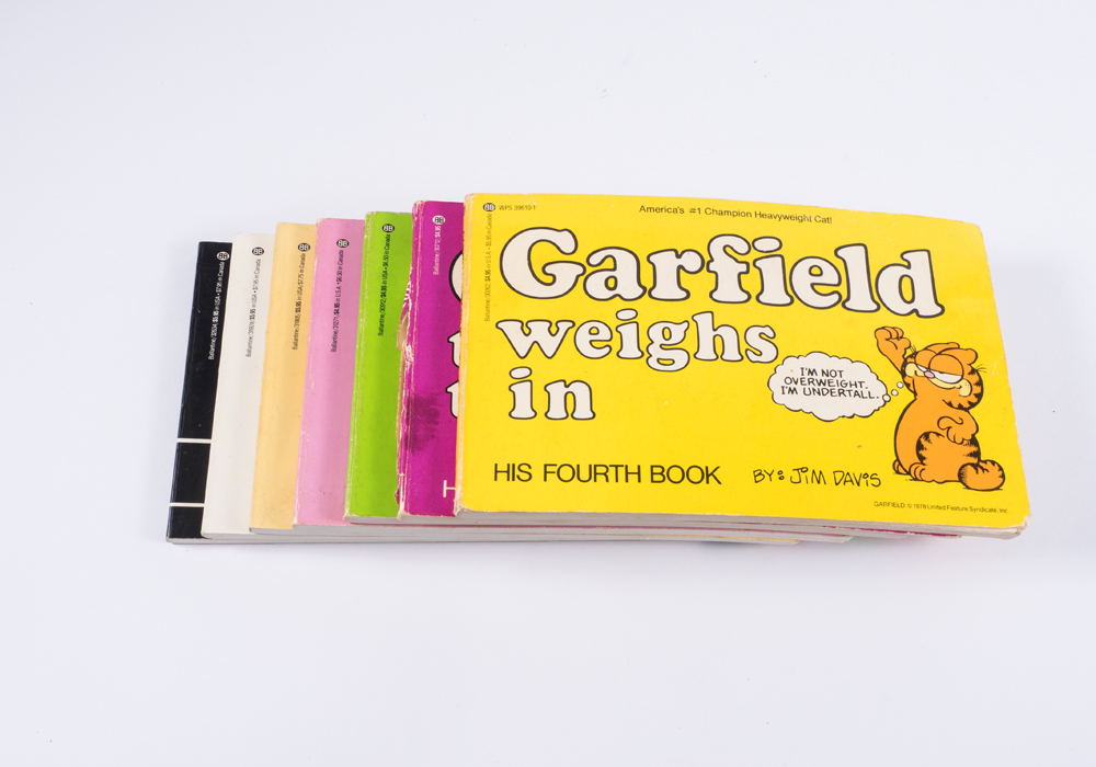 Collection of Children's Books and Comics including Dr. Seuss