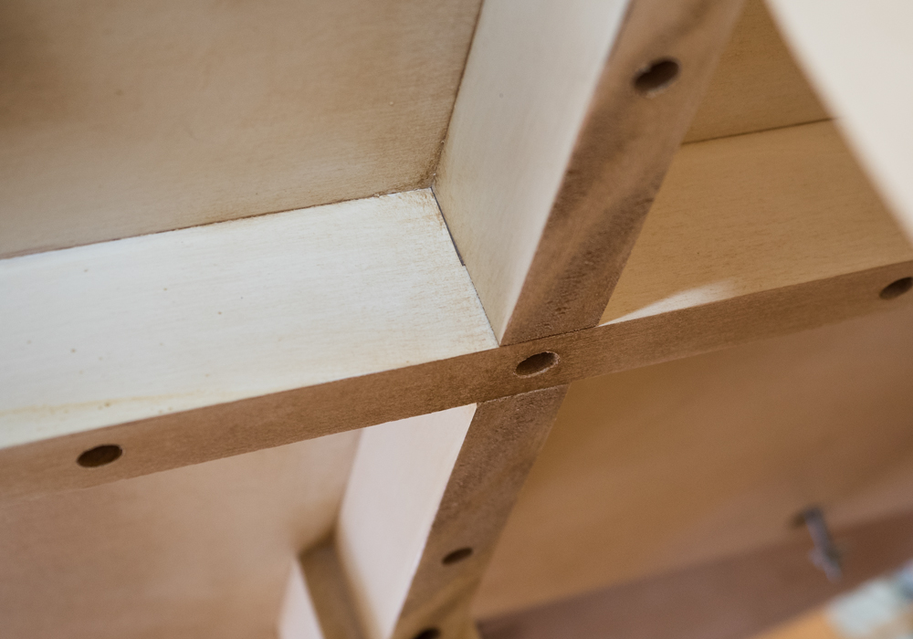 Ethan Allen Round Kitchen Table