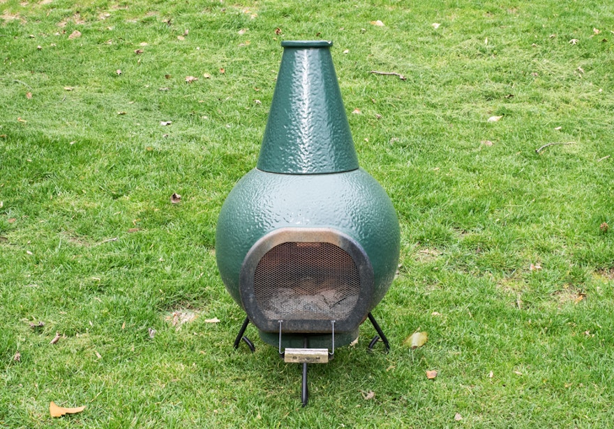 The Big Green Egg Chiminea and Stand