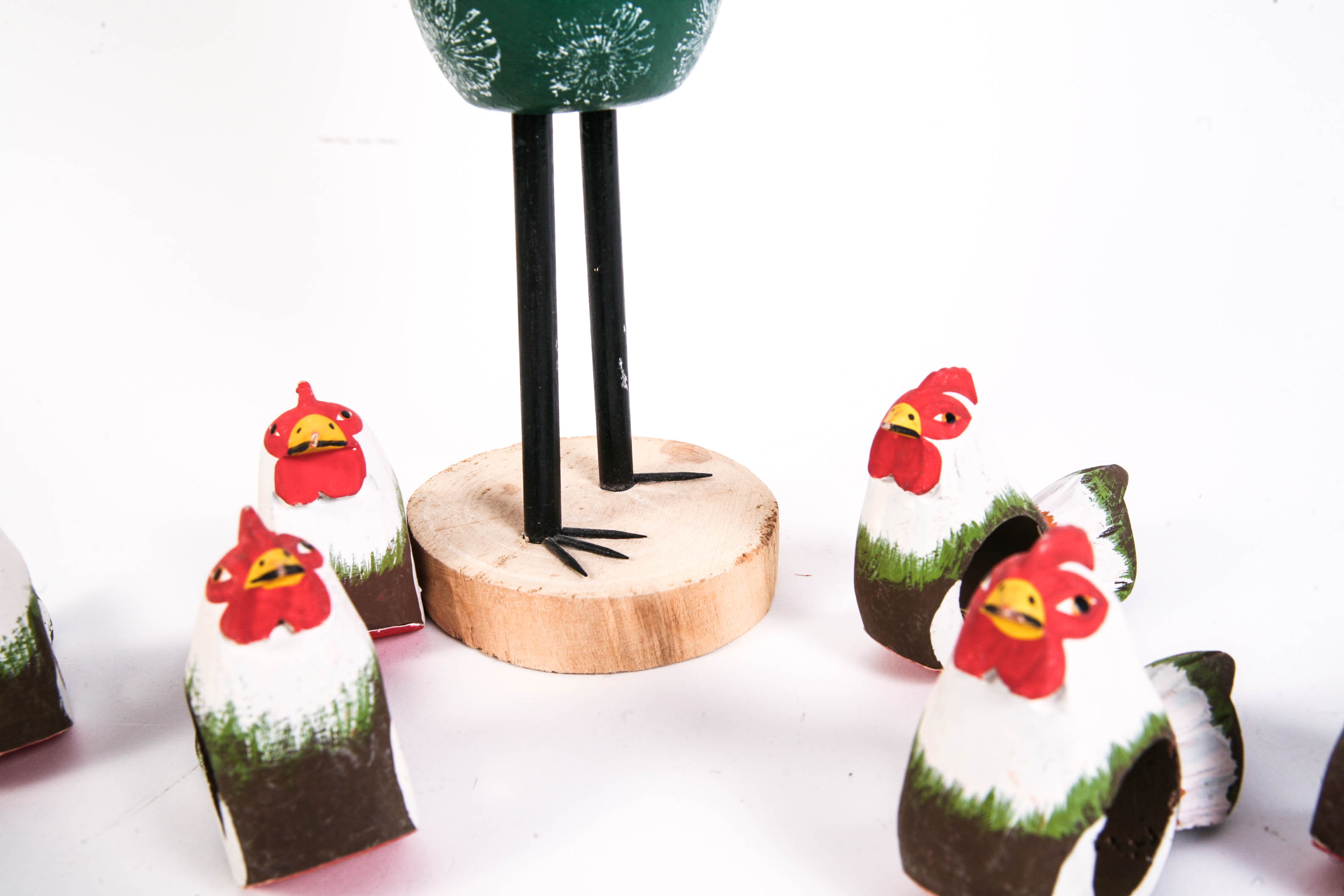 Decorative Painted Rooster and Six Rooster Napkin Rings