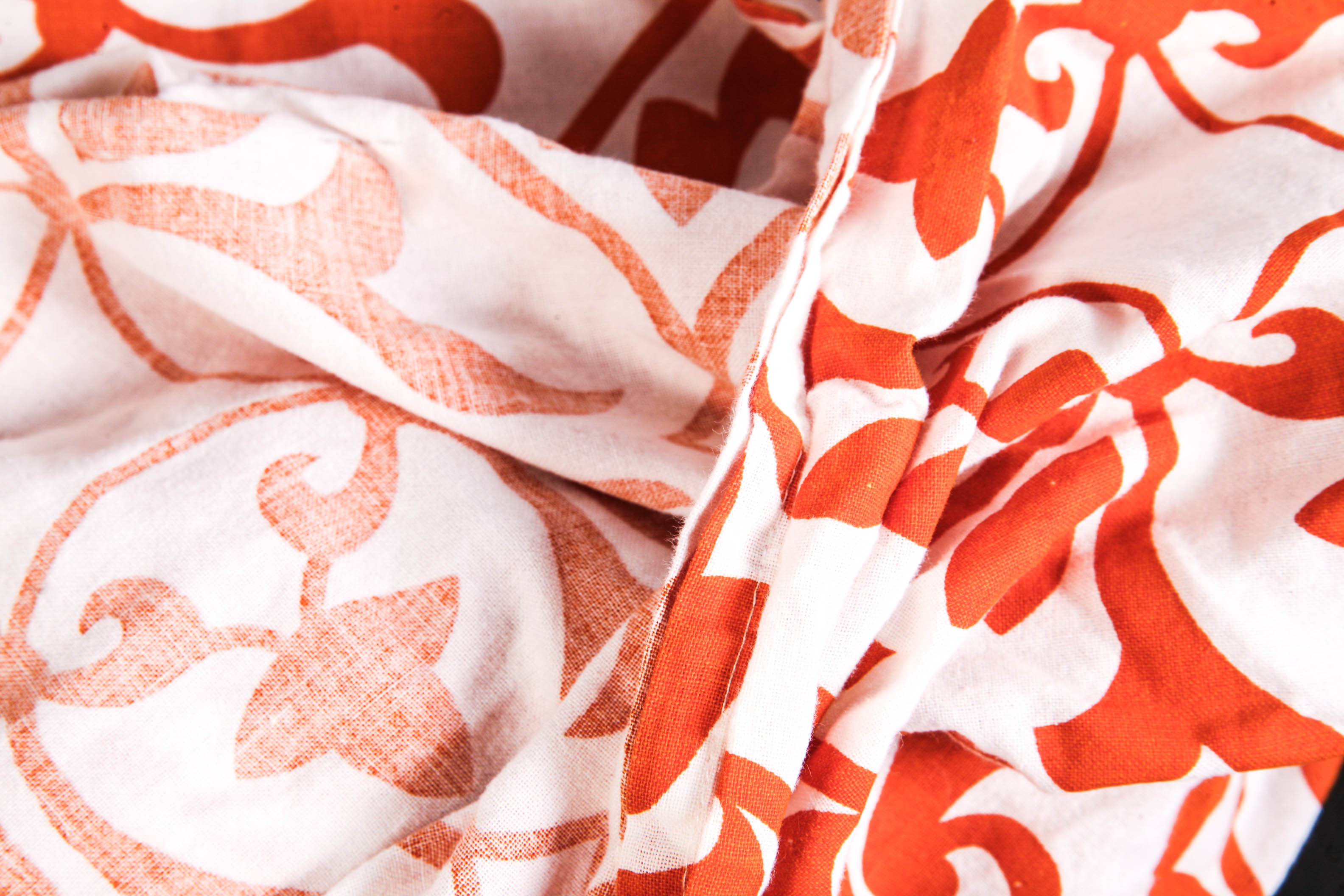 Ikea Andrea Kakel Duvet Cover and Two Pillow Shams