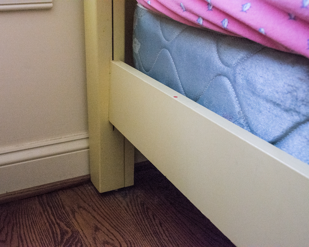 Off-White Spindle Style Full Size Bed Frame