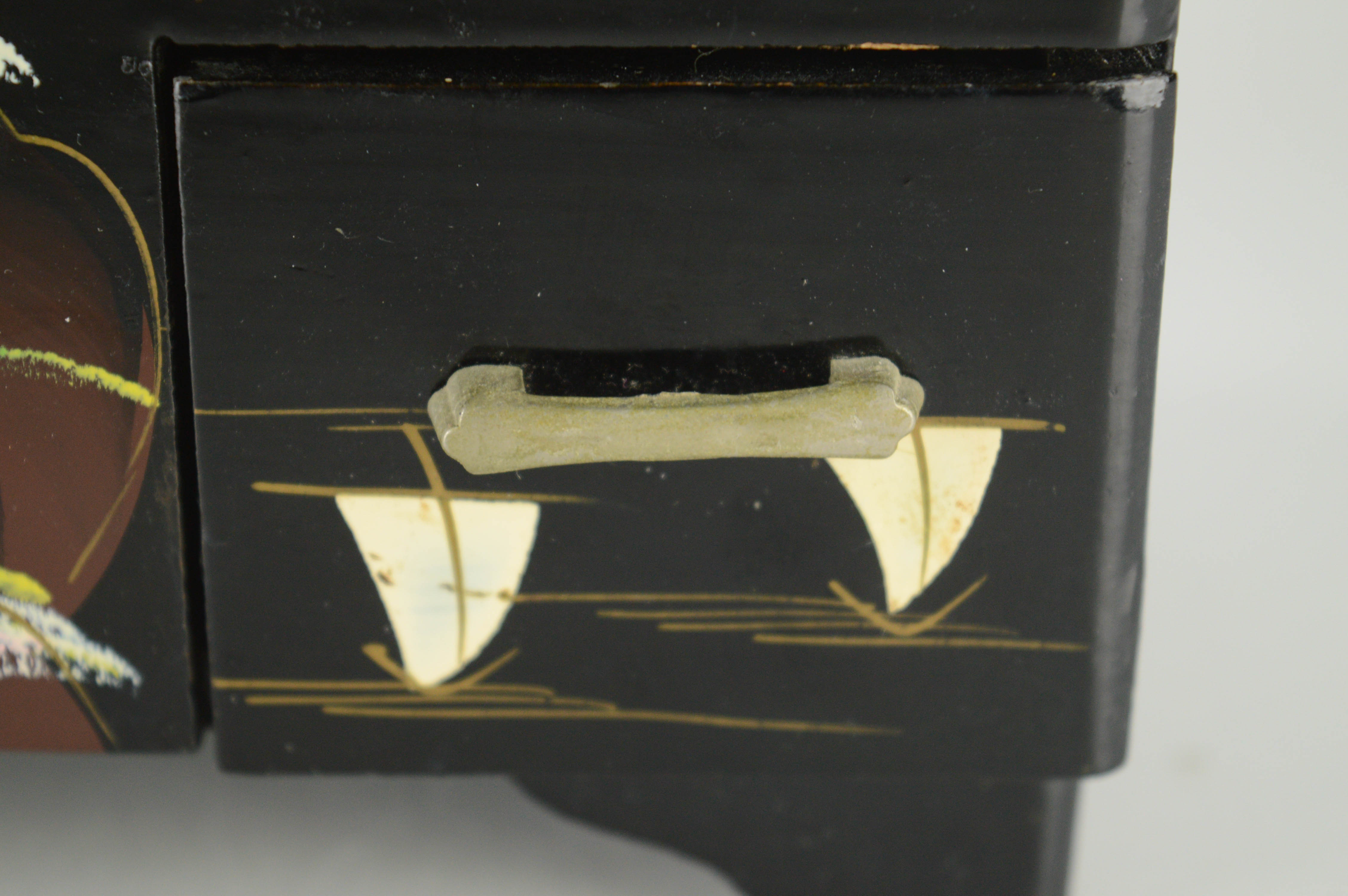 Crestline Japanese Musical Jewelry Box