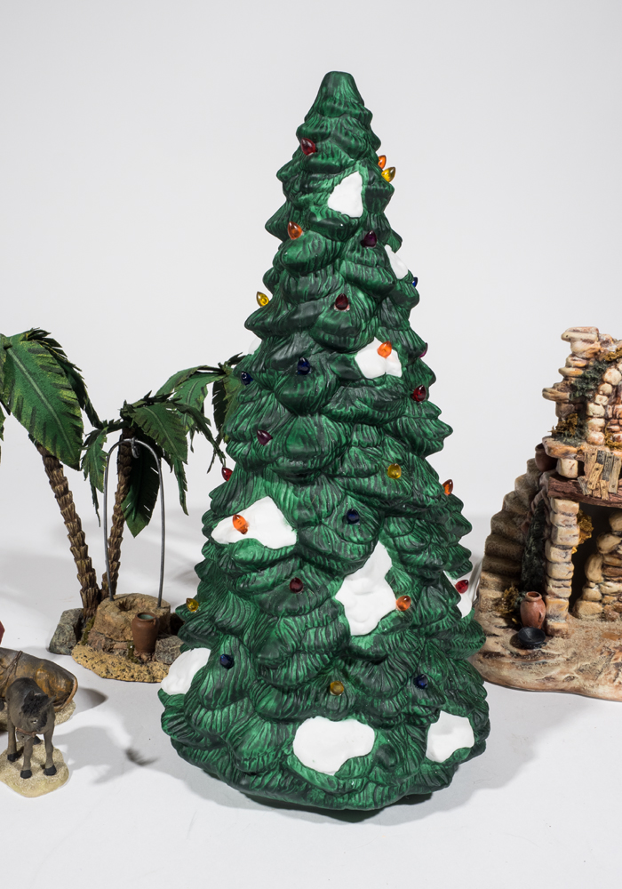 Dept 56 Christmas Ceramics Collection