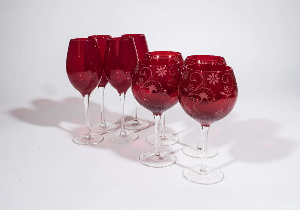 Red Stemware Set