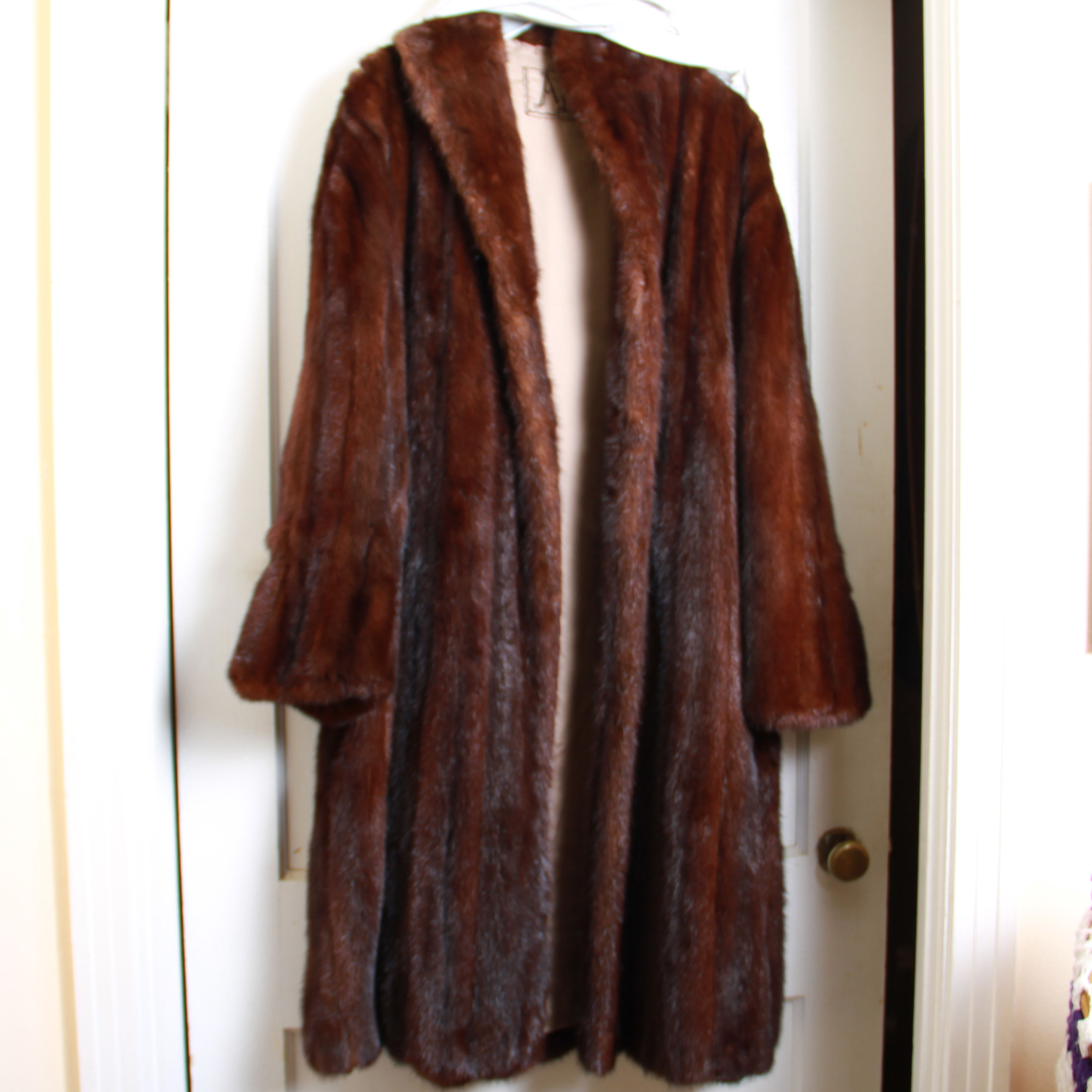 Mink Coat Formerly Owned By Agnes Moorehead "Endora" Of Bewitched