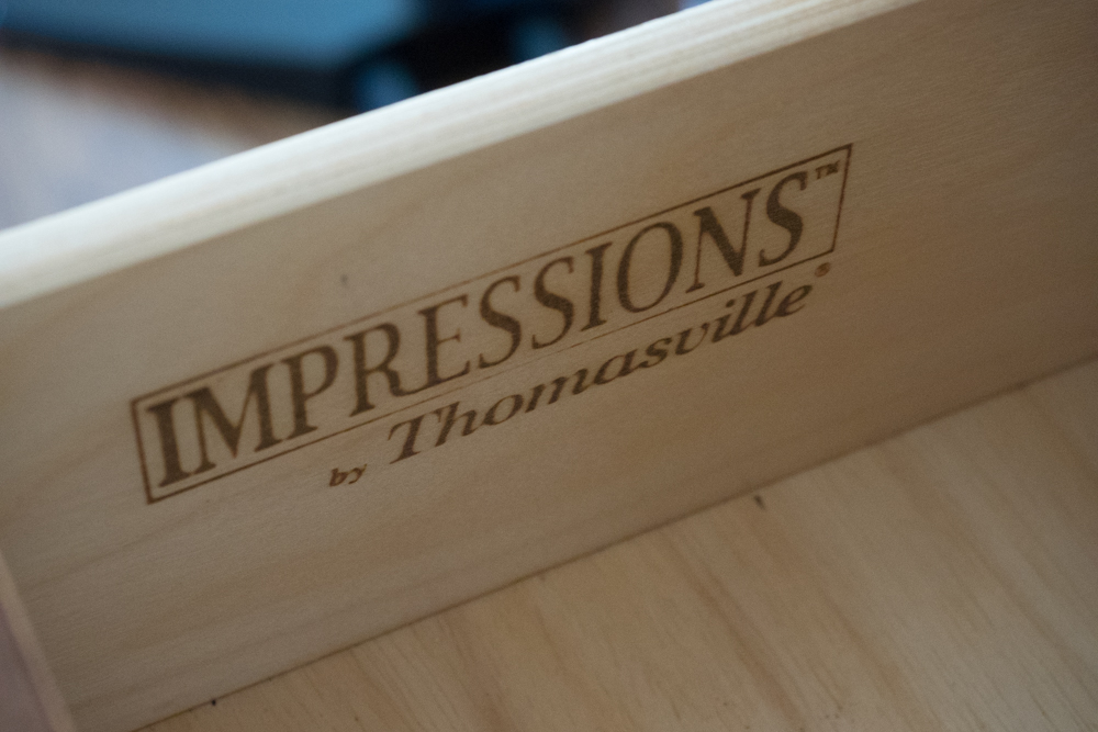 Thomasville Chest of Drawers With Mirror