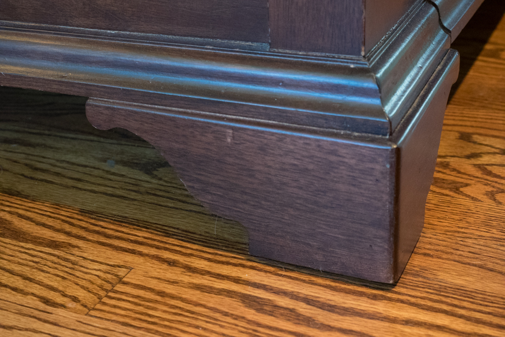 King Sized Walnut Sleigh Bed