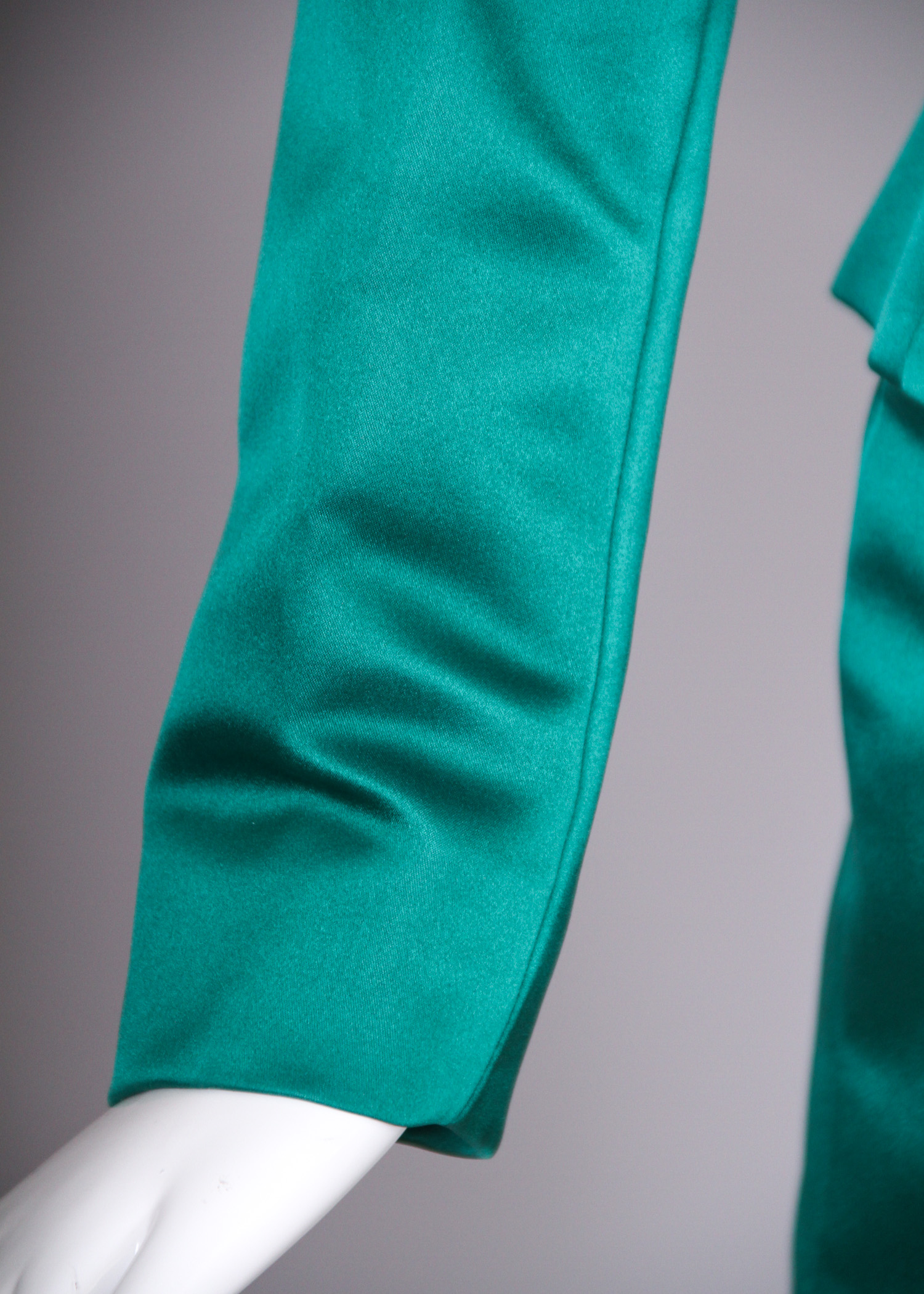 Oscar De La Renta Satin Jacket and Skirt Ensemble