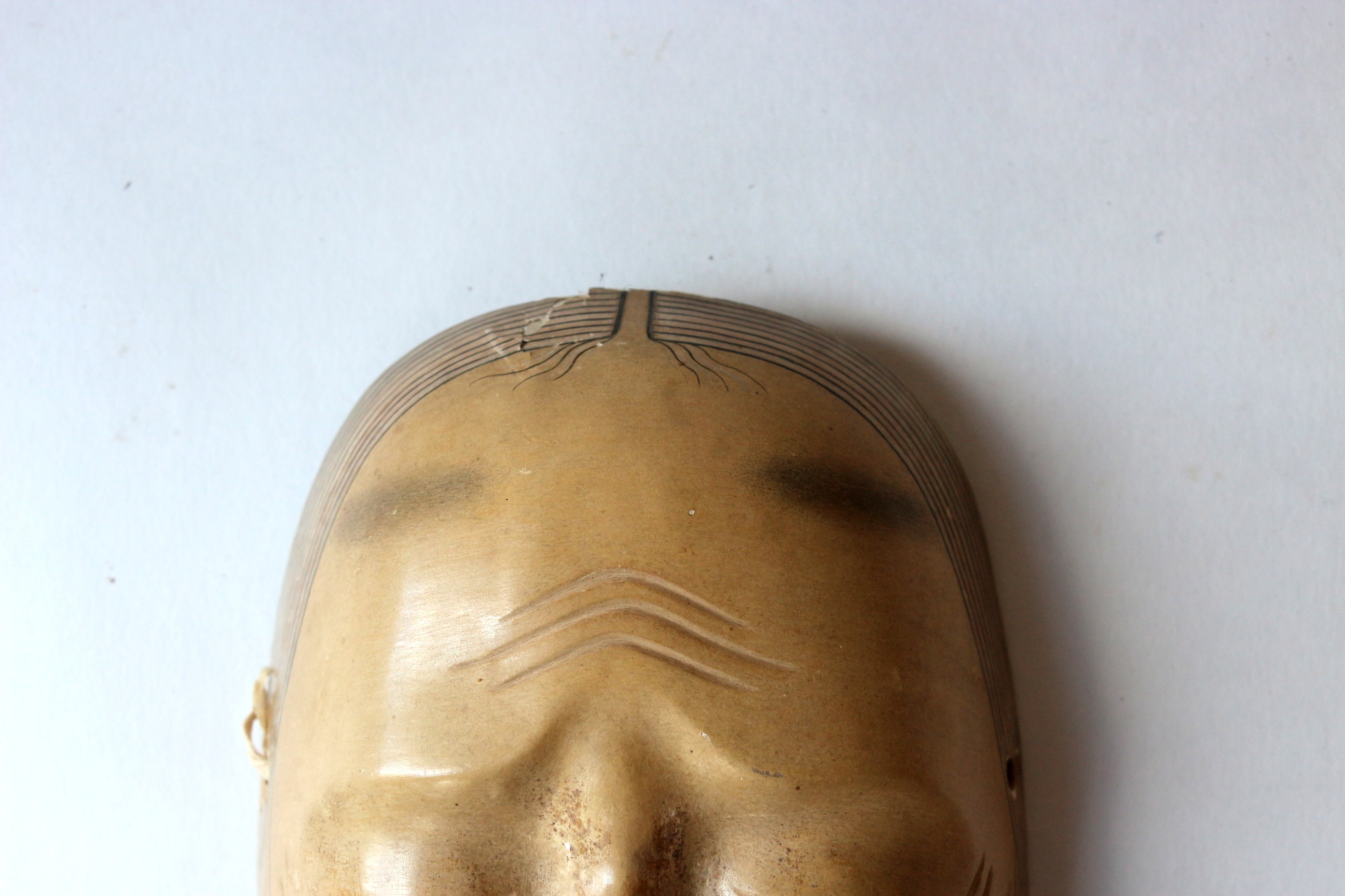 Japanese "Shiro-shakumi" Wood Mask