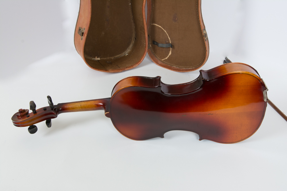 Vintage Student Violin With Case