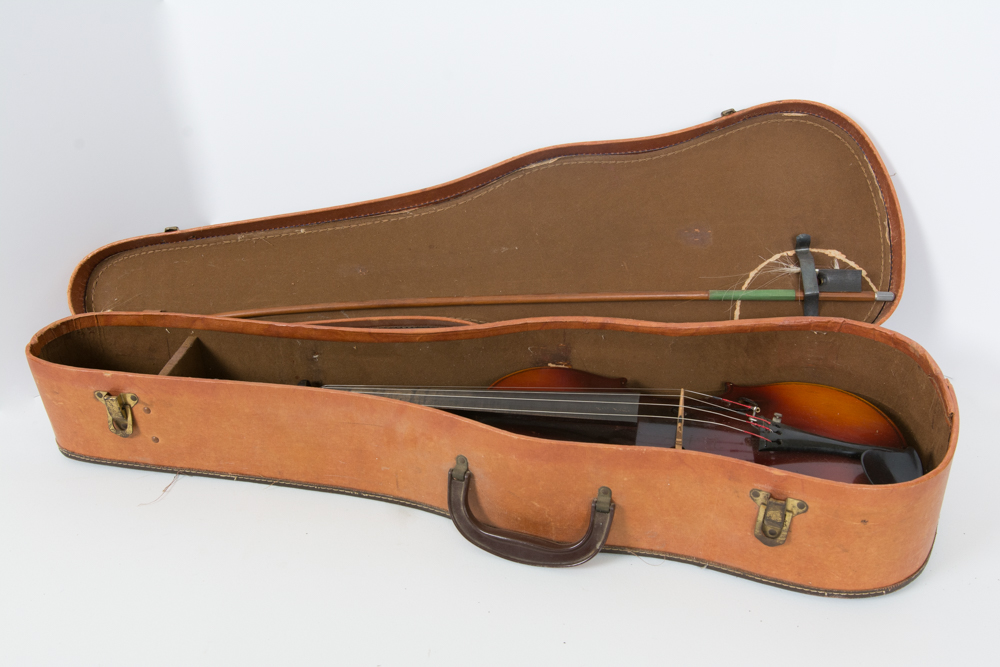 Vintage Student Violin With Case