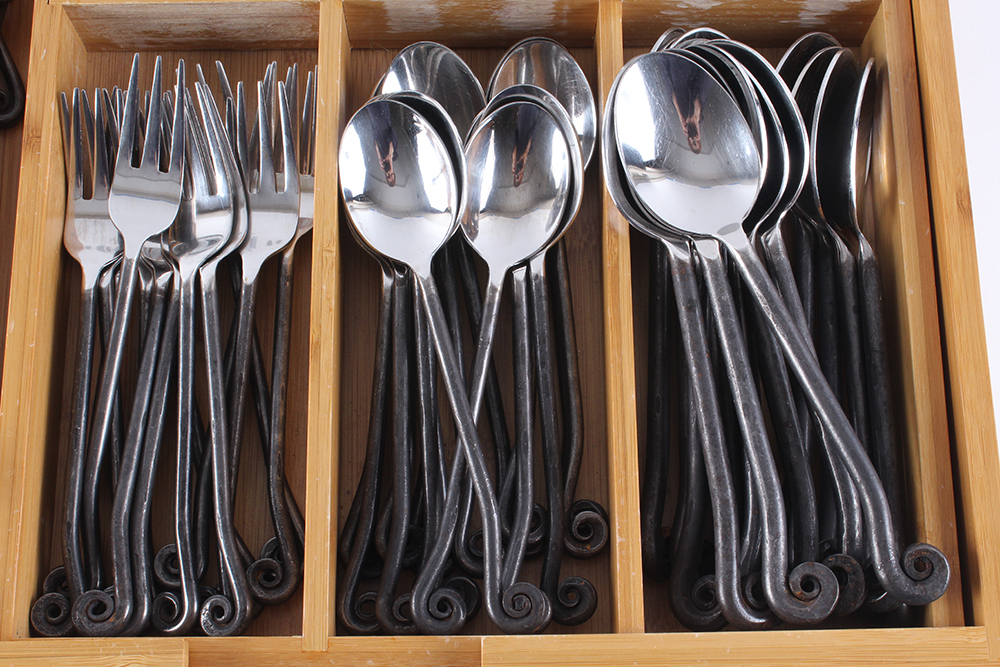 Gourmet Settings Treble Clef Flatware