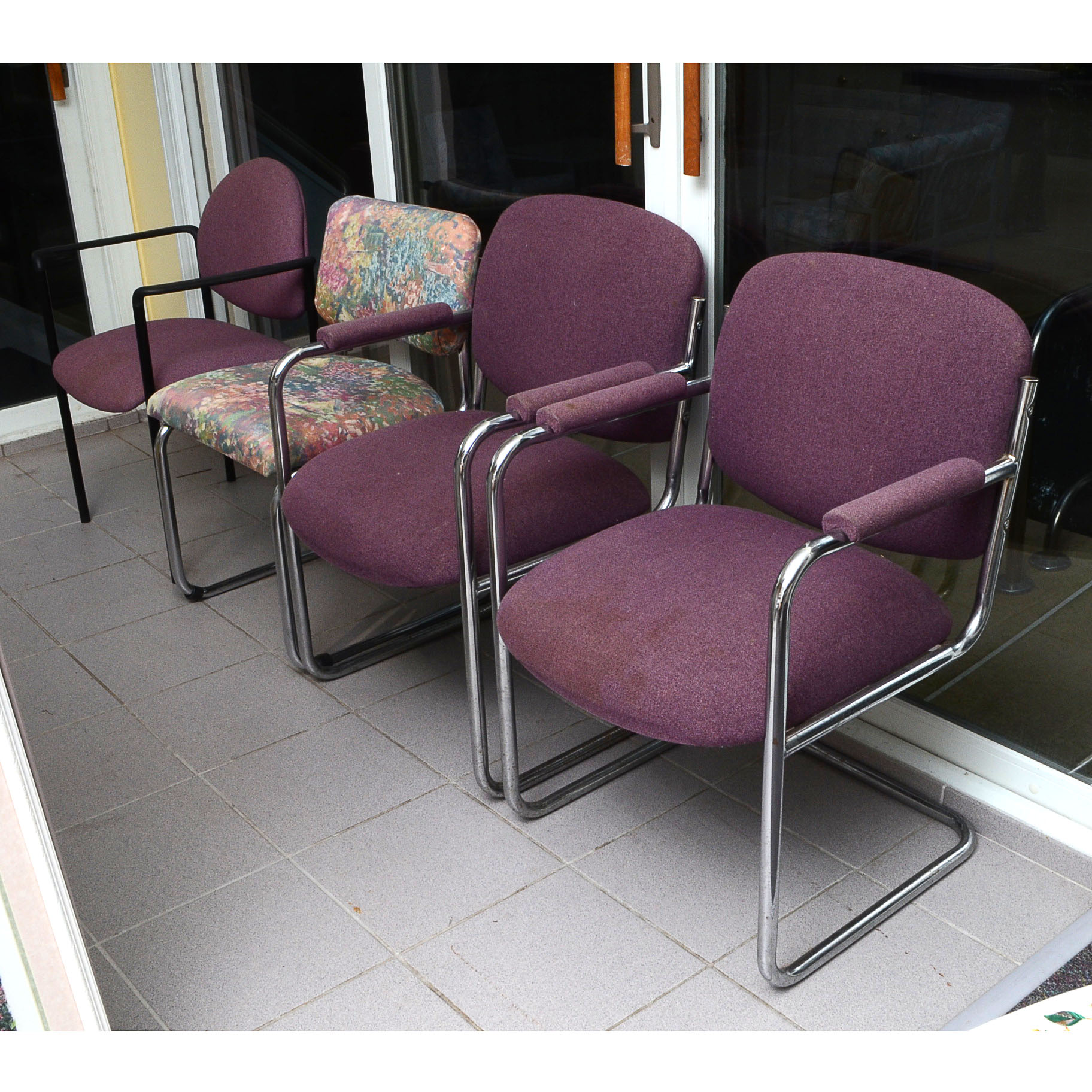 Collection of Modern Style Office Chairs