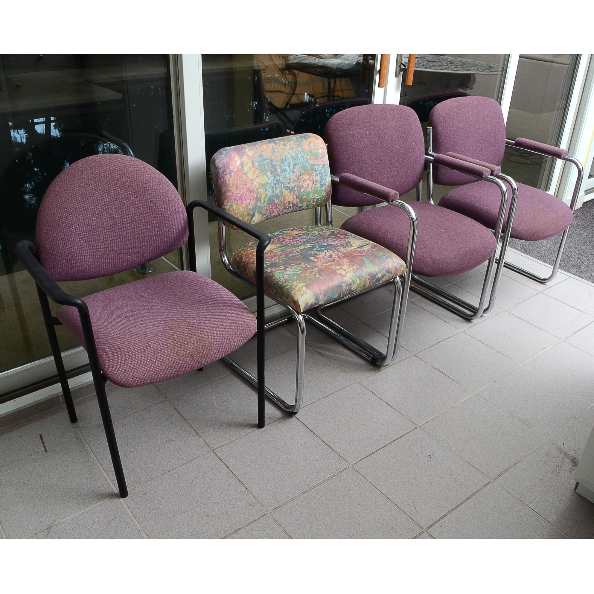 Collection of Modern Style Office Chairs