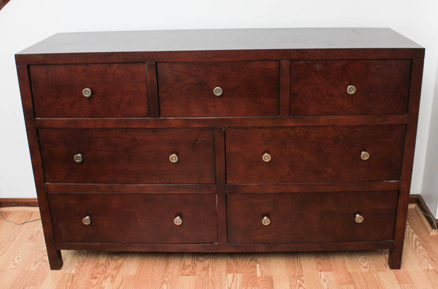 Mahogany Hued Chest of Drawers