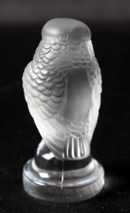Lalique Crystal Chickadee Figurine