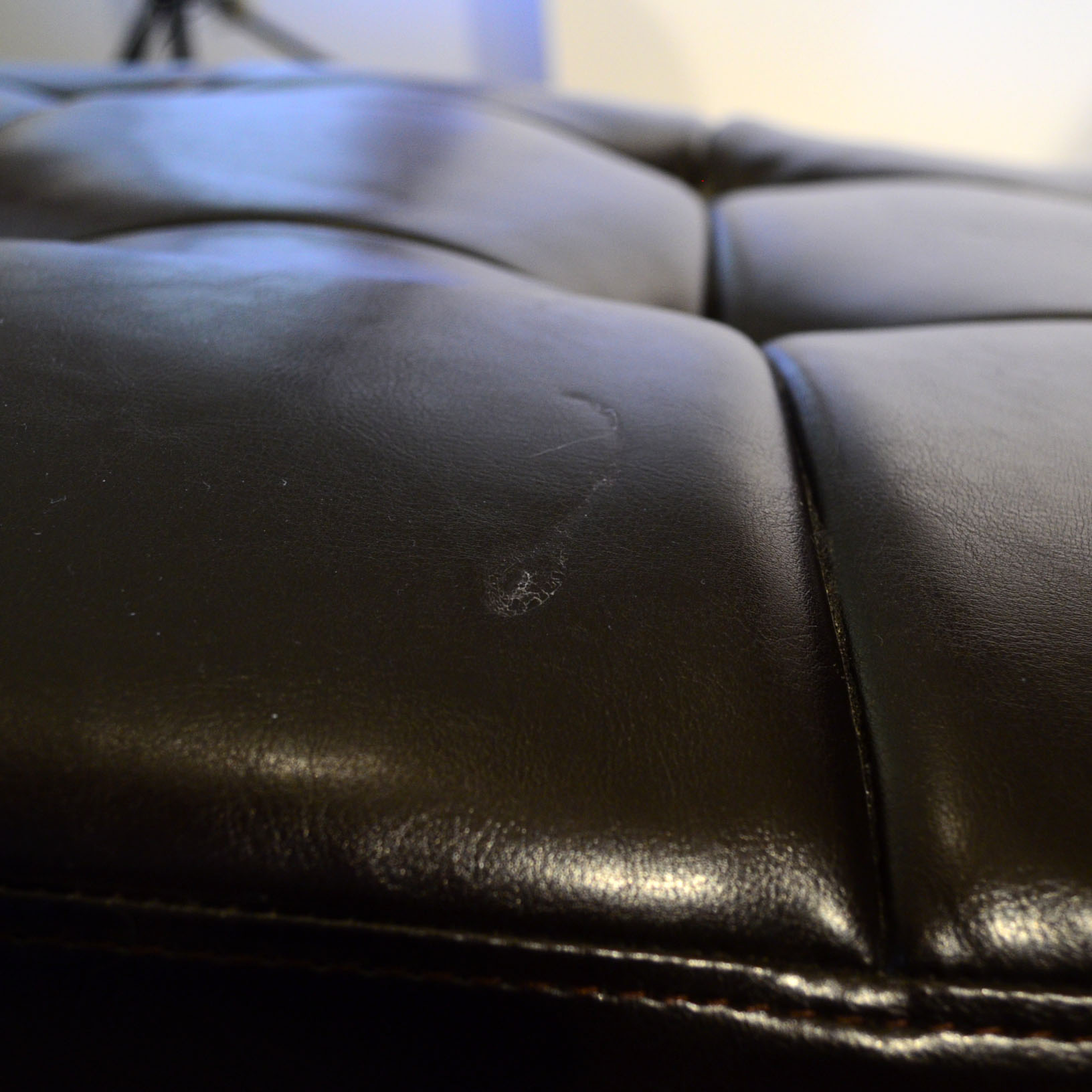 Black Leather Lounge Chair