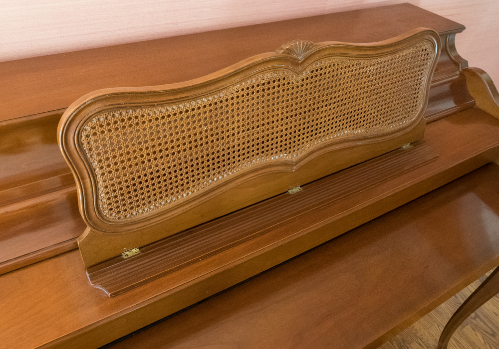 Baldwin AcroSonic Spinet Piano with Bench