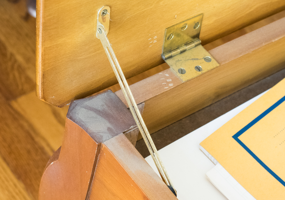 Baldwin AcroSonic Spinet Piano with Bench