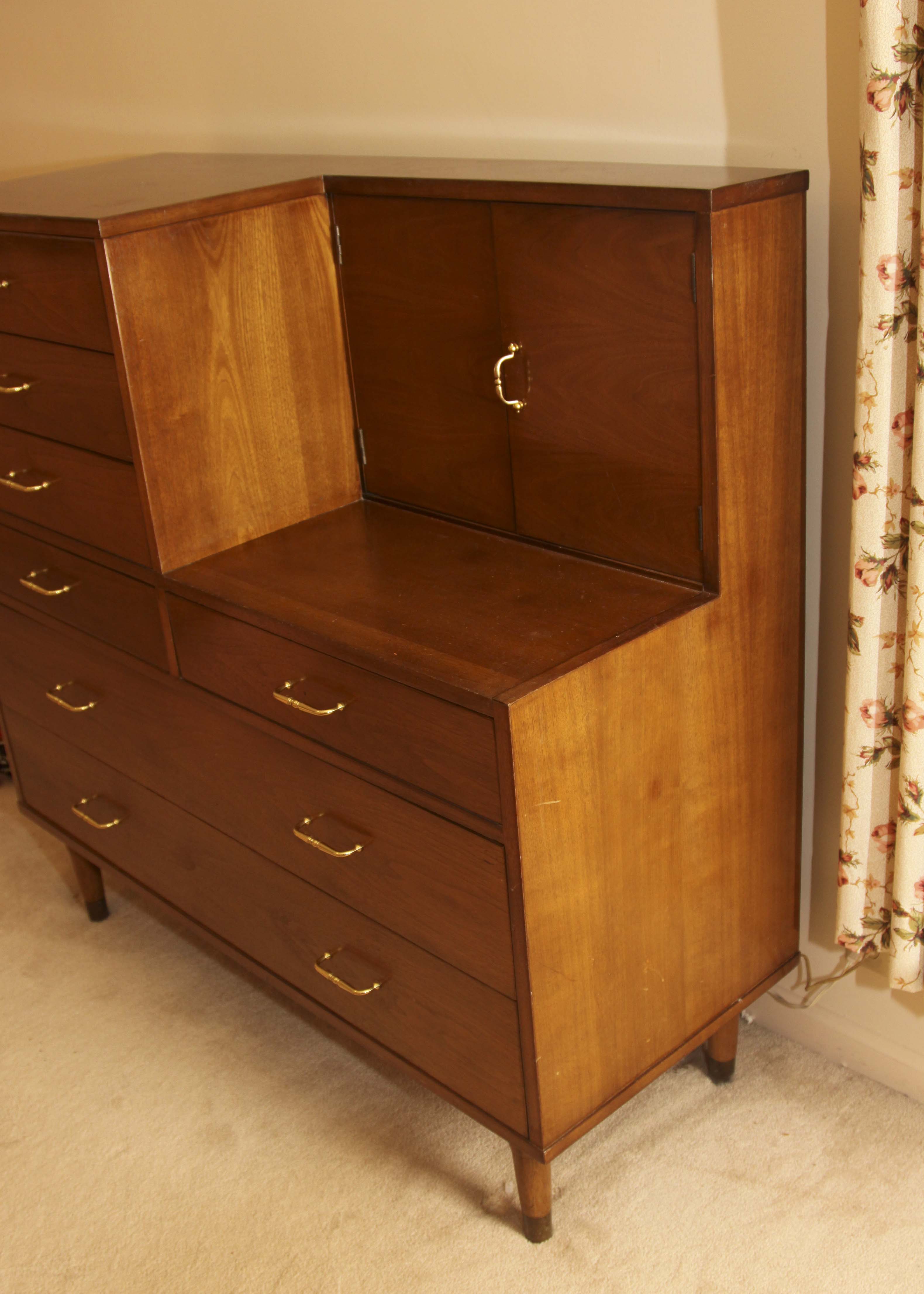 Drexel Mid Century Modern "Biscayne" Dresser with Hidden Vanity