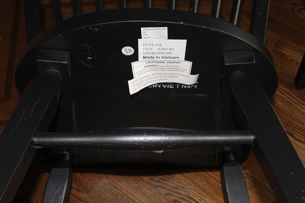 Broyhill Attic Heirlooms Windsor Style Black Chairs