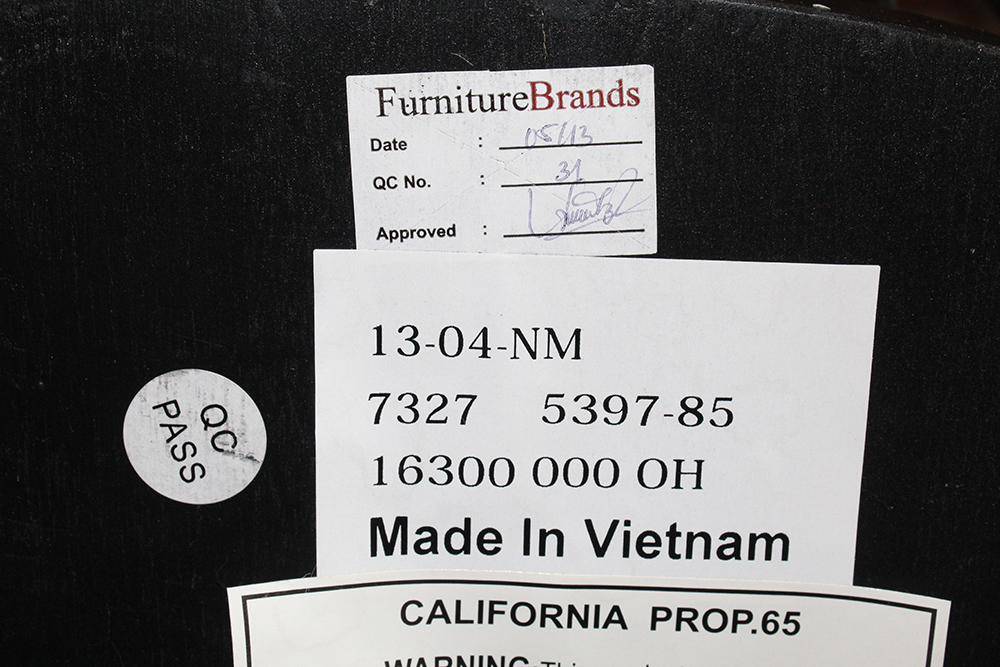 Broyhill Attic Heirlooms Windsor Style Black Chairs