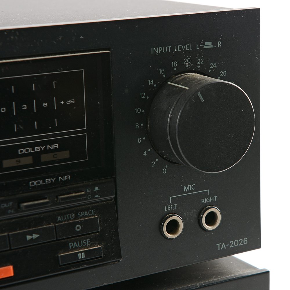 Onkyo Stereo AM/FM Receiver and Cassette Player