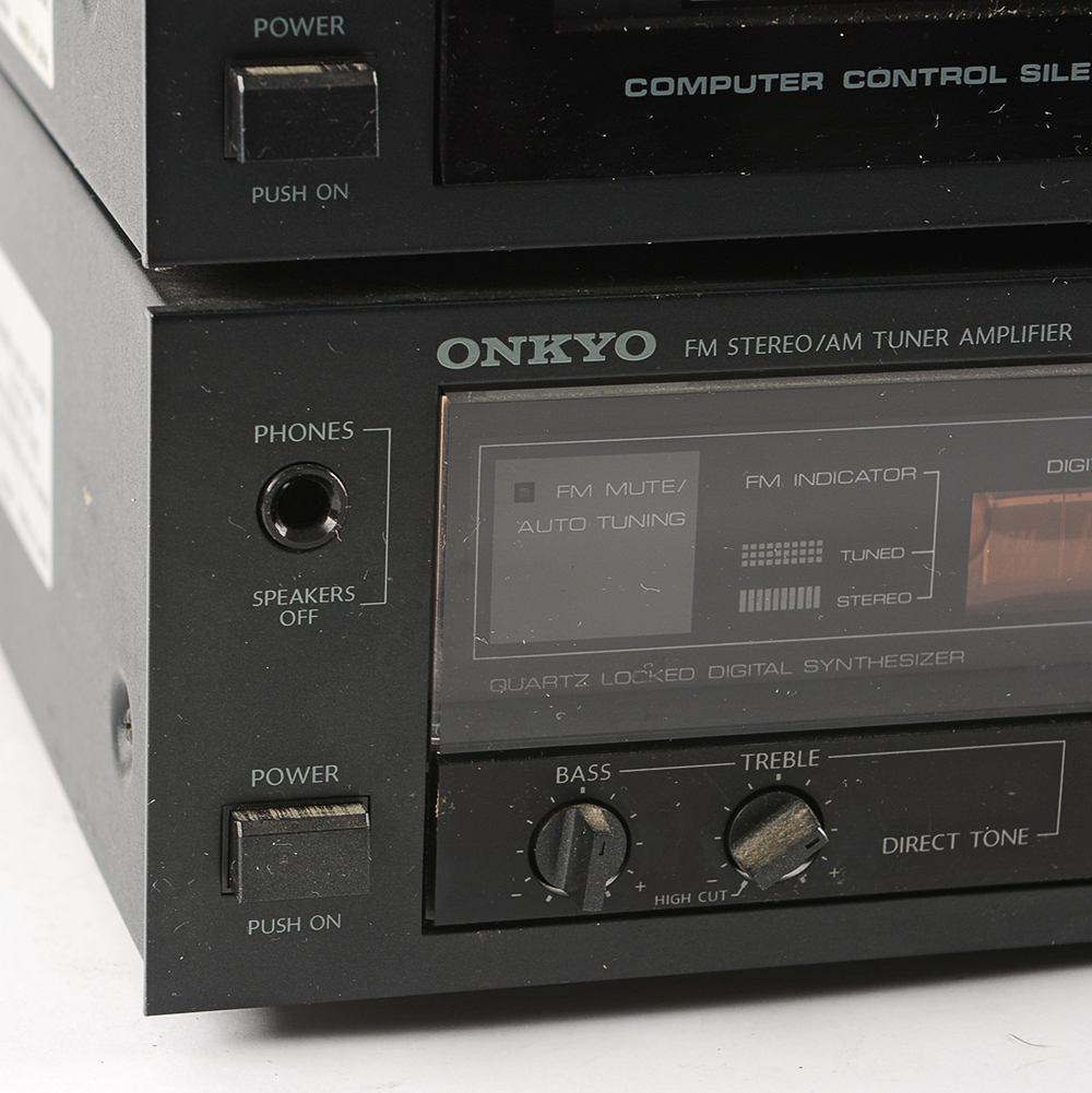 Onkyo Stereo AM/FM Receiver and Cassette Player