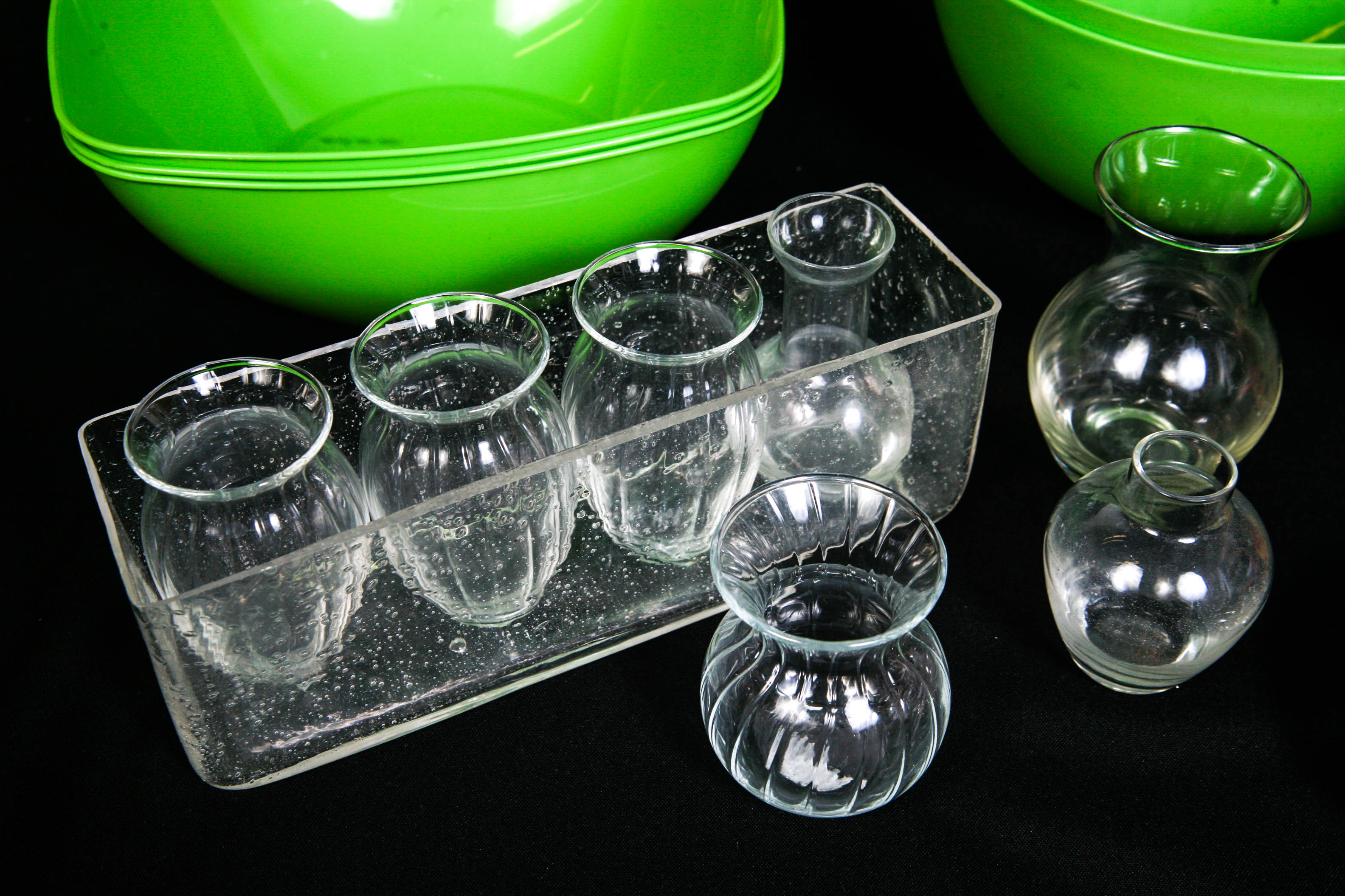 Grouping of Twenty-Five Assorted Entertaining Pieces