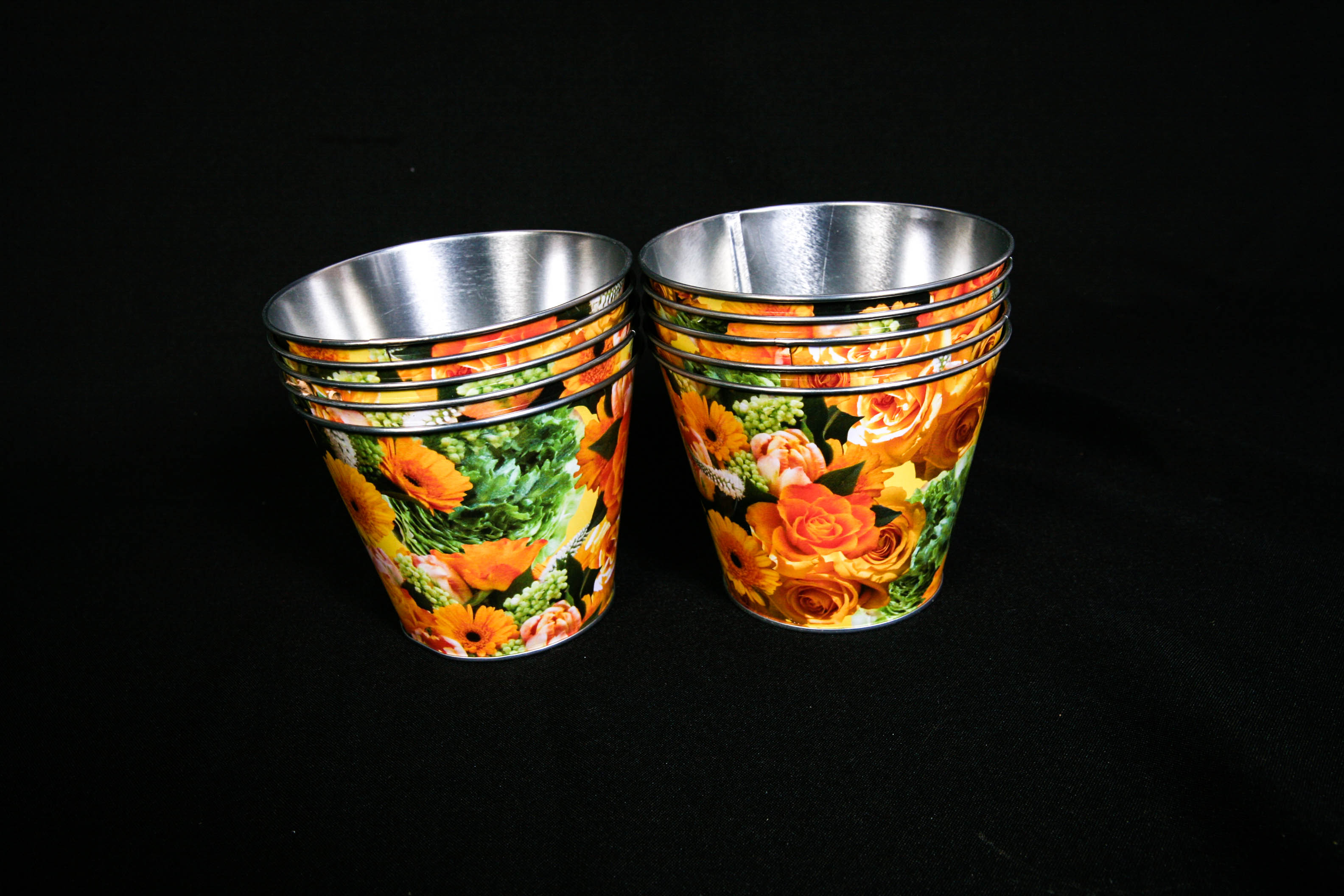 Grouping of Twenty-Five Assorted Entertaining Pieces