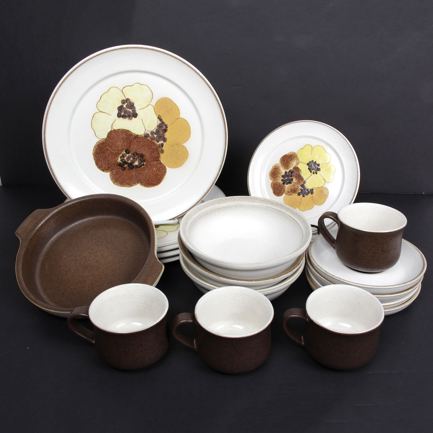 20 Piece Vintage Denby Dinnerware in Potpourri Honey Pattern