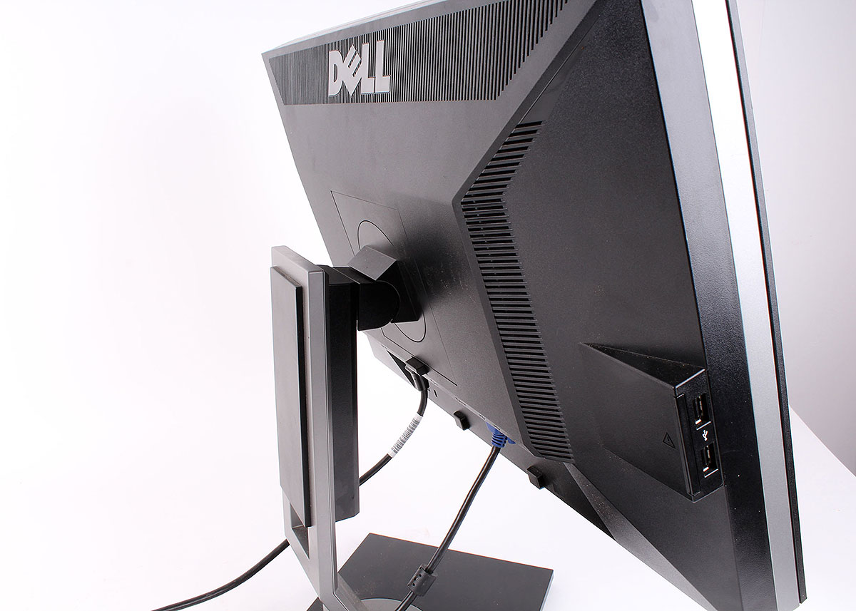 Dell 22 Inch Adjustable Computer Monitor