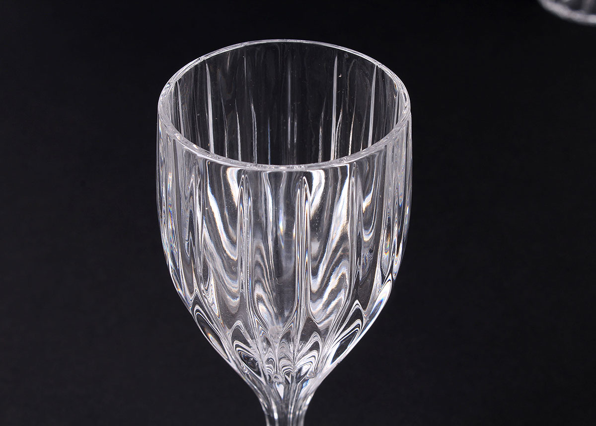 Crystal Dessert Wine Glasses and Decor