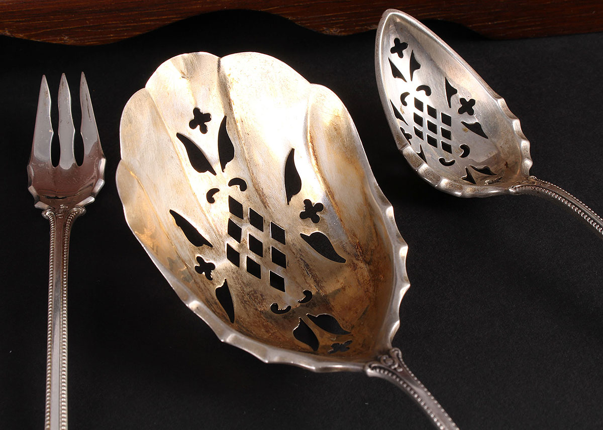 Sterling Silver Towle Old Colonial Boxed Flatware Set