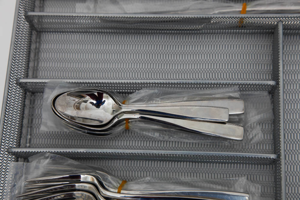 Knife Set and Oneida Flatware