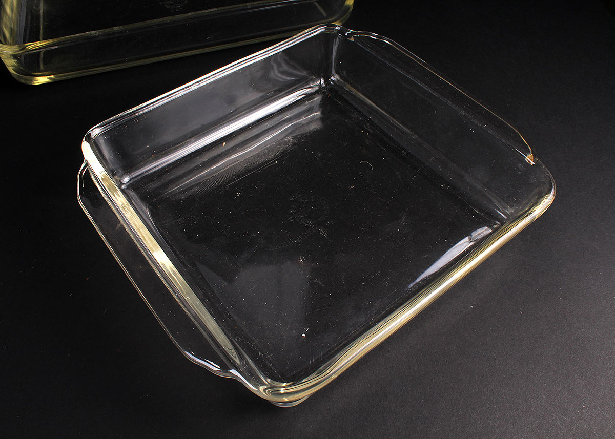 Anchor Hocking and Pyrex Glass Kitchenwares