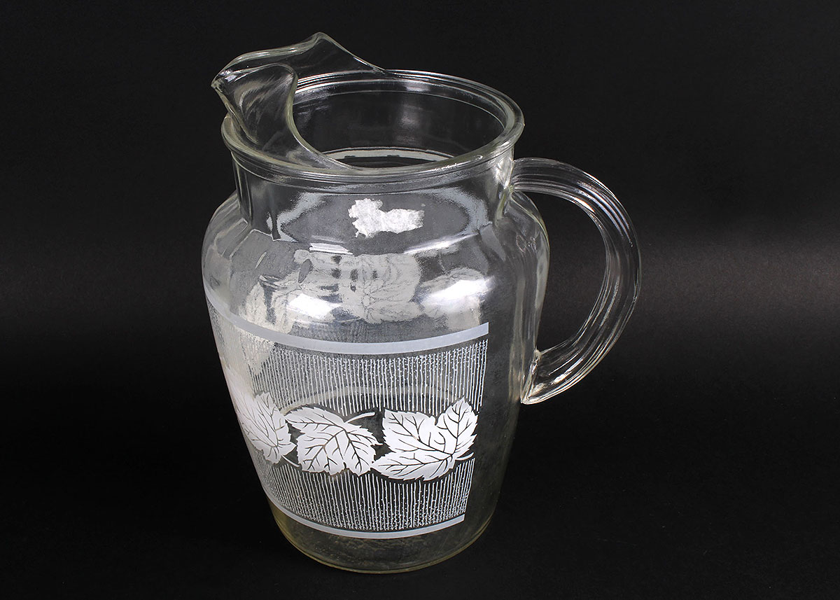 Anchor Hocking and Pyrex Glass Kitchenwares