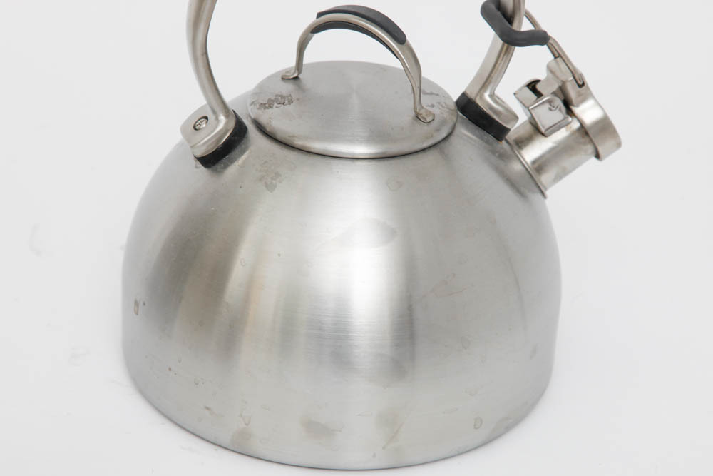 Stovetop Kettle and Kitchen Accessories