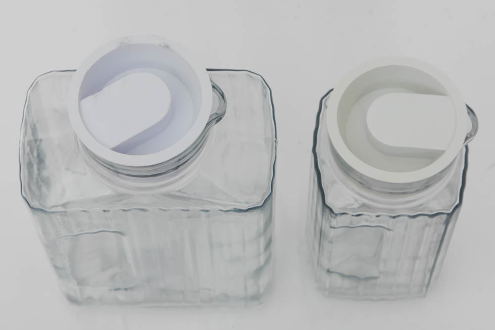 Stovetop Kettle and Kitchen Accessories