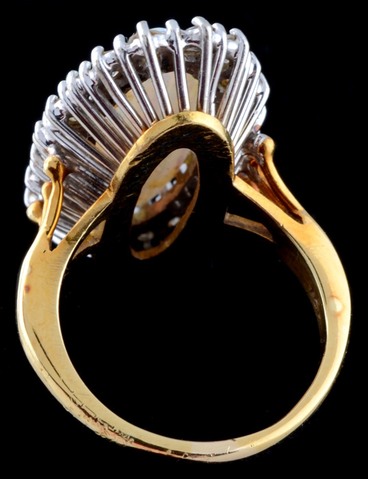 18K Yellow Gold Opal and Diamond Ring with 14K White Gold Head