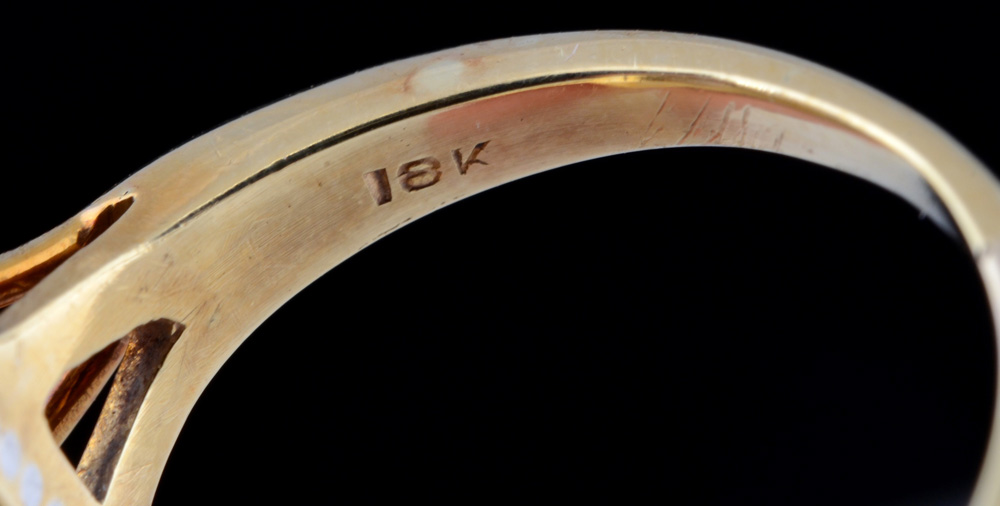 18K Yellow Gold Opal and Diamond Ring with 14K White Gold Head