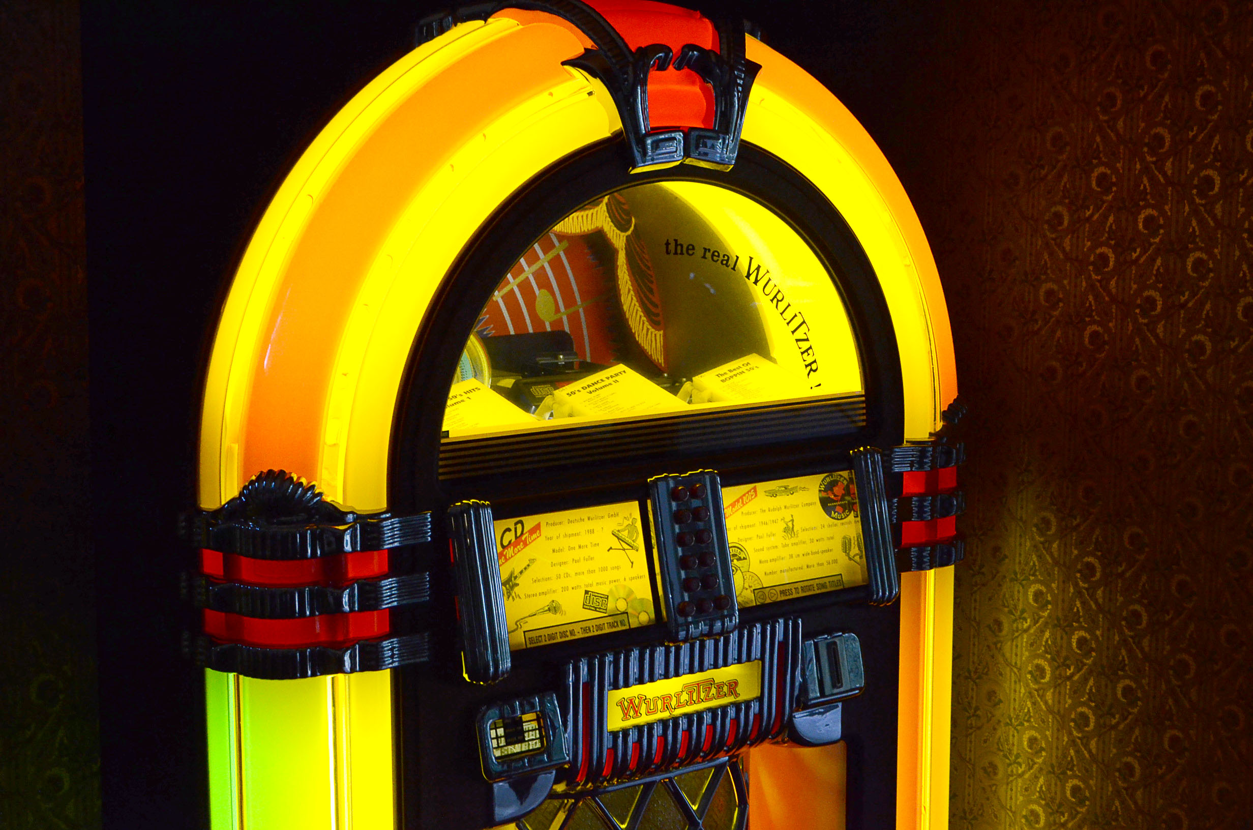 Wurlitzer 1015-CD "One More Time" Jukebox