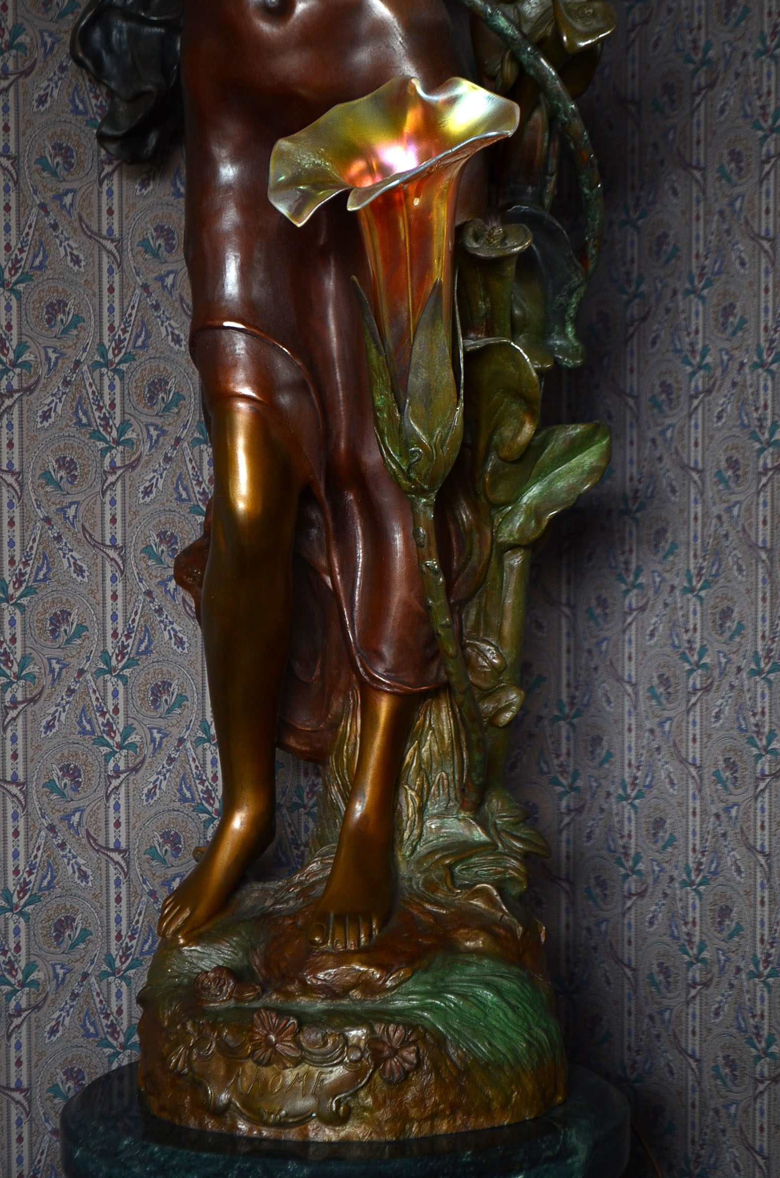 After Auguste Moreau Bronze Table Lamp Sculpture "Flower Girl"