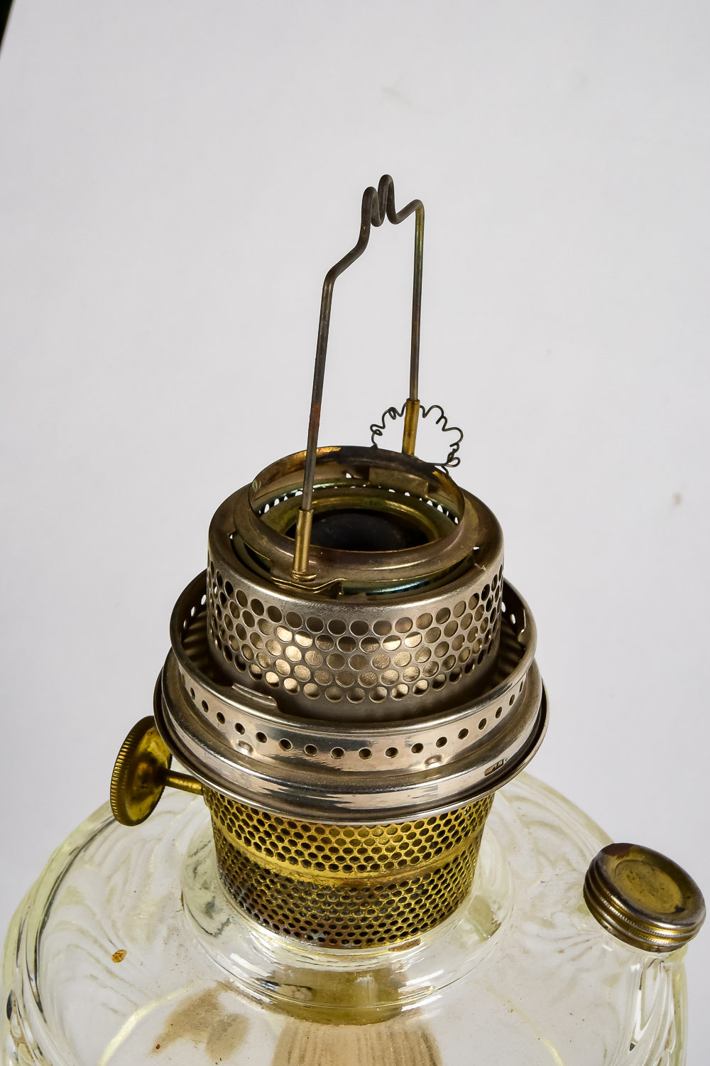 Aladdin Kerosene Lamp with Accessories