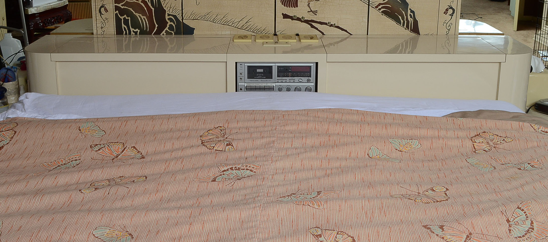 Retro Modern King Bed