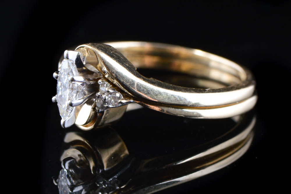 14K Gold Diamond Interlocking Wedding Ring Set