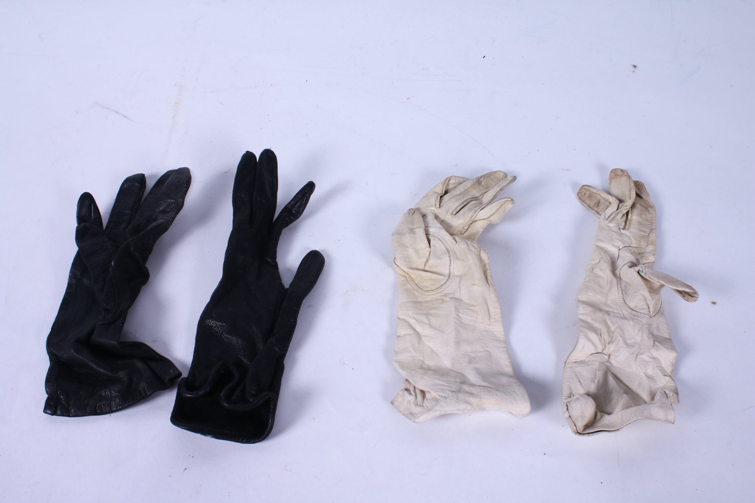 Large Collection of Women's Gloves Including Leather