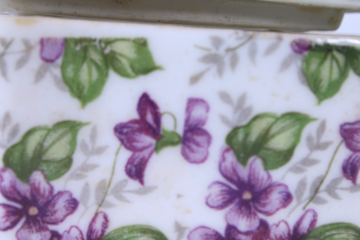 Decorative Porcelain Collection